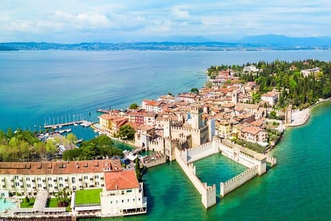 Lago di Garda og Sirmione privat tur fra Verona