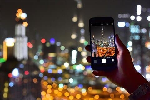 ブルジュ ハリファのチケット付きプライベート ドバイ ナイト ライフ ツアー