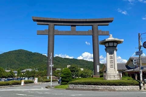 Tour a piedi del santuario più antico del Giappone e di Nagashi Somen da Nara