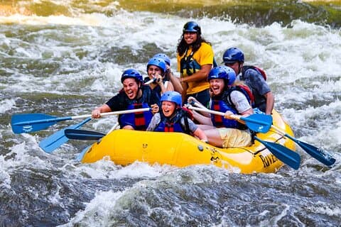 Rafting Quad Safari e Zipline Combo Tour con pranzo 3 in 1