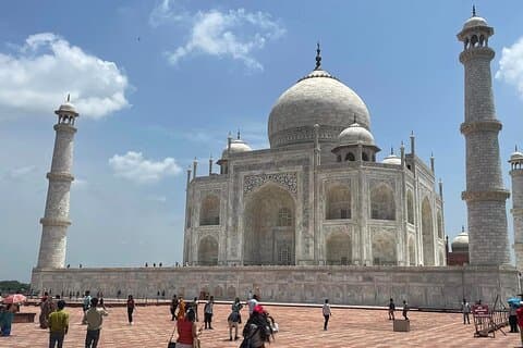 Excursion privée d'une journée complète au Taj Mahal et au fort d'Agra au départ de Delhi / NCR