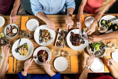 4-Hour Outback Gourmet Food & Aboriginal Art Tour