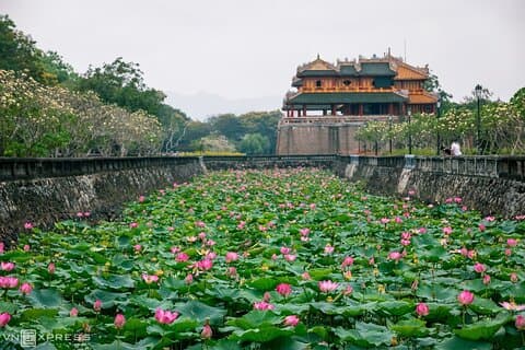 Heldagstur Oppdag Hue City Avreise fra Danang