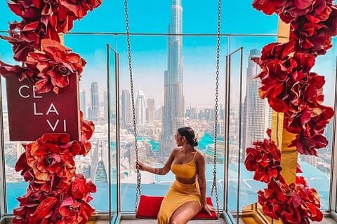 Déjeuner d'affaires au CE LA VI Dubai Niveau 54 Adresse Sky Views Dubai