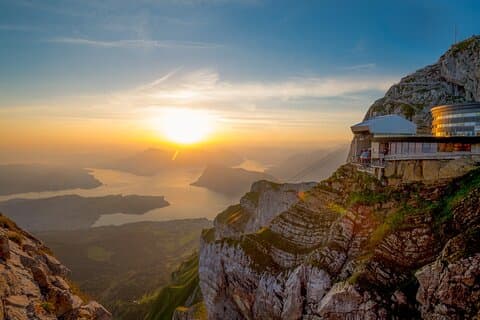 Zurigo : Monte Pilatus Viaggio d'oro e Skyglass Roof bus