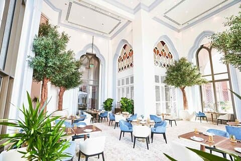 Lebanese Terrace and Emirates Palace with Transfer and Lunch