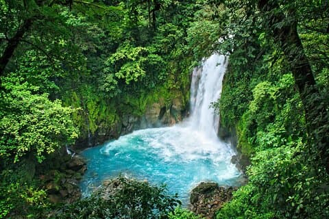 Billett til Rio Celeste-fossen og Tenorio Volcano National Park