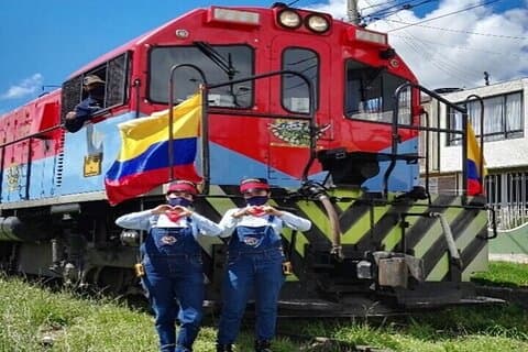 Saltkatedralen från Bogotá med tåg