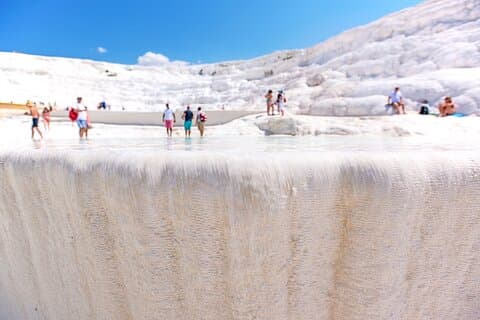 Excursão de dia inteiro a Pamukkale saindo de Marmaris com café da manhã e almoço