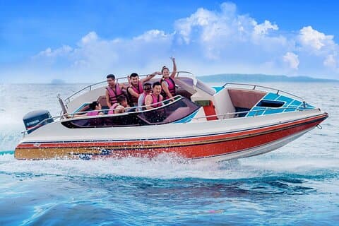 Goditi le attività di mezza giornata a Phuket Coral Island in motoscafo