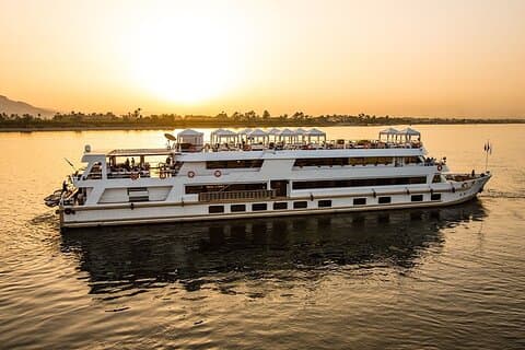 Croisière privée sur le Nil de 5 jours et 4 nuits de Louxor à Assouan