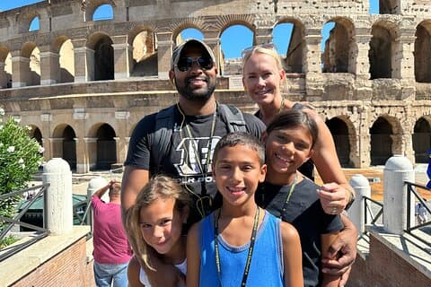 Børnevenlig privat tur til Colosseum og Forum Romanum