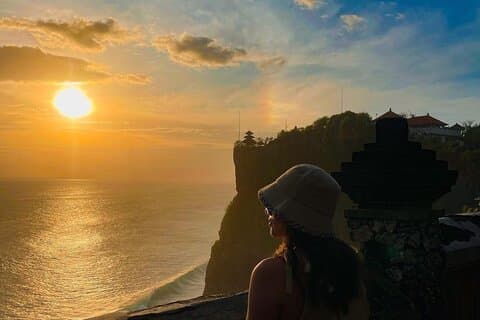 Restauranter i nærheten av Bali Uluwatu Sunset Kecak Fire Dance and Beach Dinner Tour