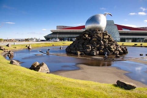 Trasferimento aeroportuale (solo andata) tra Keflavik e Reykjavik