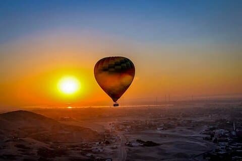 Private Luxor Heißluftballonfahrt & ganztägige Tour ab Hurghada