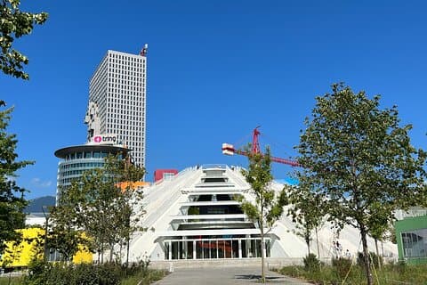 Kurze Tour durch Tirana