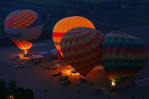 Sunrise Hot Air Balloon Ride Experience i Luxor