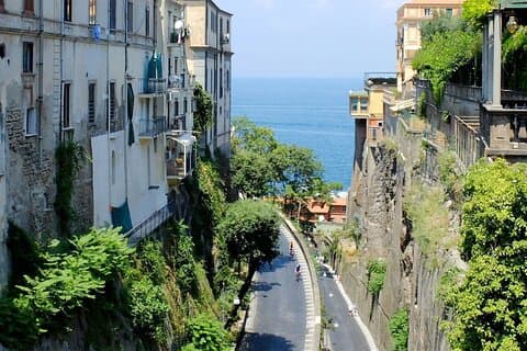 E-sykkeltur på Sorrentokysten