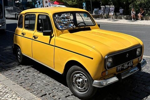 2 timers Sintra Experience Renault 4L Tour