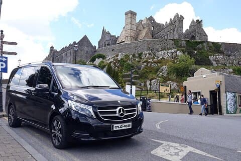Bunratty, Cahir Castle & Rock of Cashel privat tur fra Galway