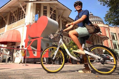 Ciclismo por el corazón de Kuala Lumpur con recogida en el hotel