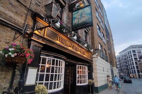 Londres Small Group Tour: The Pirate Pubs of Old London Meio Dia