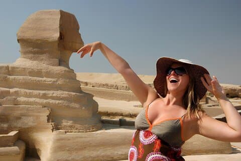 Tour privato di un giorno da Assuan al Cairo con volo interno