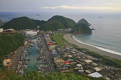 Tour di 9 ore con vista sulla baia della costa nordorientale a Yilan
