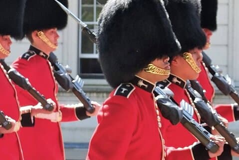 Troca da Guarda: um tour de áudio autoguiado em Londres
