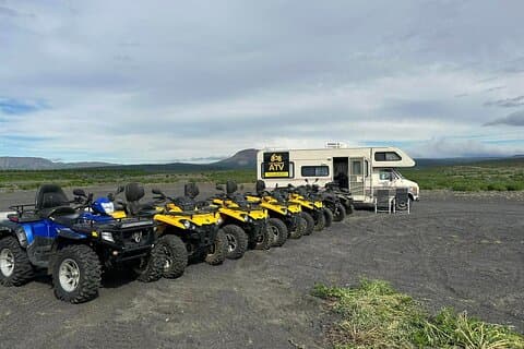 2 timer. ATV quad tur ned med breelven nordøst for Island