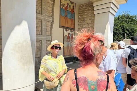 Visite o Palácio de Knossos (Tour & Skip-the-Line Ticket)