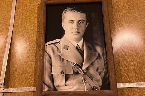 Guided Walking Tour: Dictator's Footprints Enver Hoxha in Tirana
