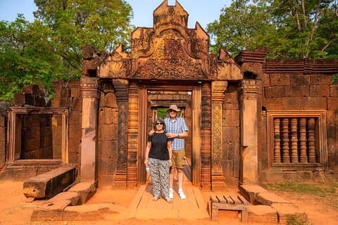 Angkor Wat privat rundtur med soluppgång och Banteay Srei-templet