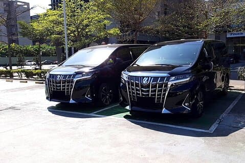 Luxe gecharterde privétransfer Taoyuan Airport naar Taipei City