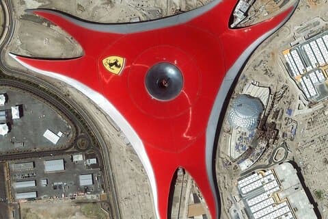 Private Stadtrundfahrt durch Abu Dhabi mit Ferrari World ab Dubai