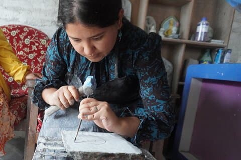 パタンでの石彫ワークショップ