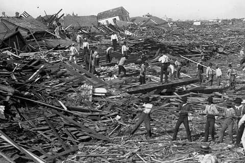 Stemmen van de Storm Private Tour uit 1900