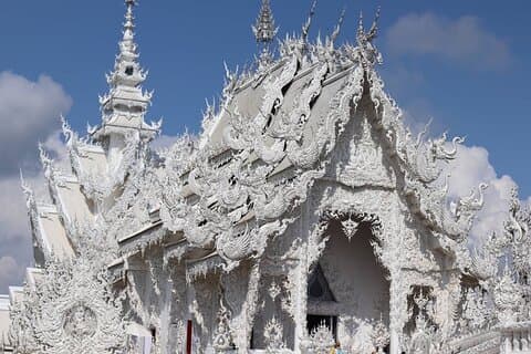 Private Tour Chiang Rai 3 Wonderful Temples & Lalitta Cafe