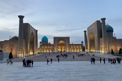 Samarkand-Stadtrundfahrt mit einem professionellen Fotografen