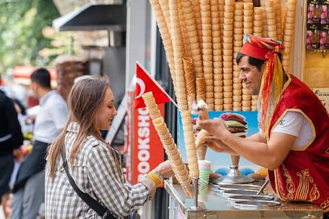 El Tour Gastronómico a Pie en Estambul - Guiado en Español o Inglés