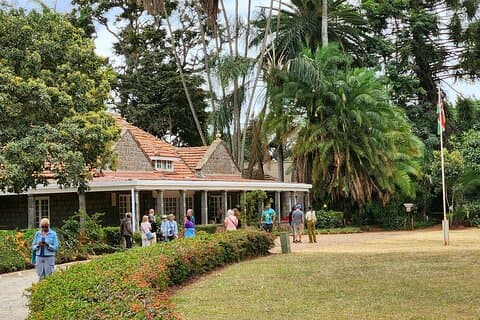 Karen-Blixen-Museum, Perlenhandwerk und Giraffen-Tagestour