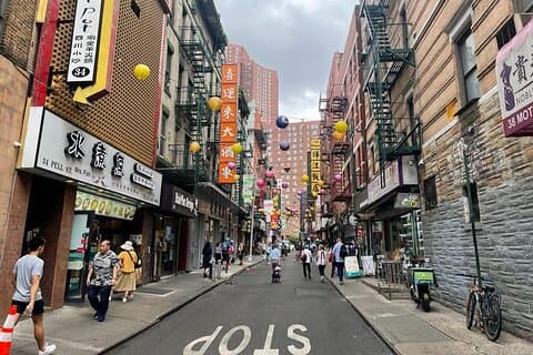 ニューヨーク：チャイナタウンウォーキングフードツアー