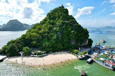 DA HANOI: tour di un giorno nella baia di Halong, crociera di 6 ore, autobus limousine