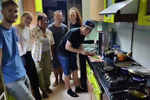 Mumbai Street Food oplevelse i et lokalt hjem med Reshma
