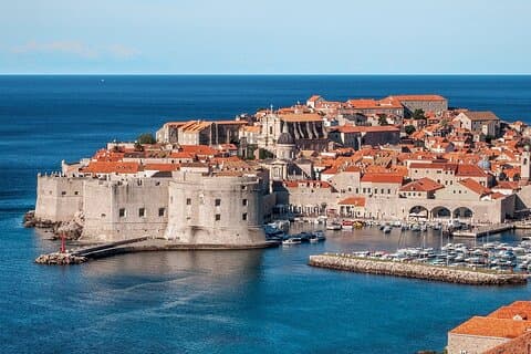 Transferência direta privada de Split para Dubrovnik com motorista local