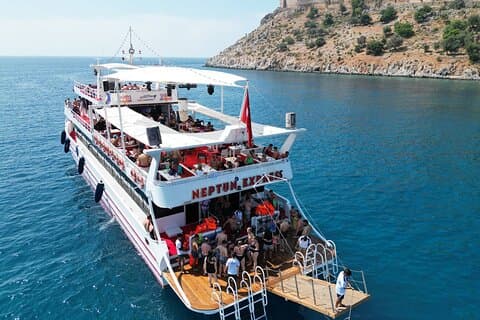 Marmaris båttur w / obegränsad läsk och lunch (A / C båt)