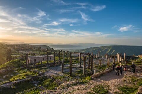 Tour Privado: Viagem de um dia inteiro em Jerash, Umm Qais e Pella saindo de Amã