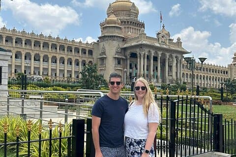 Tour de Hubli a Badami, Hampi, Belur, Halebedu e Bangalore