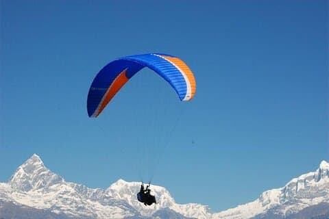Tandem-paragliden in Pokhara