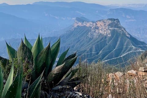 Tour avventuroso privato di 3 giorni a Pinal de Amoles e Bernal